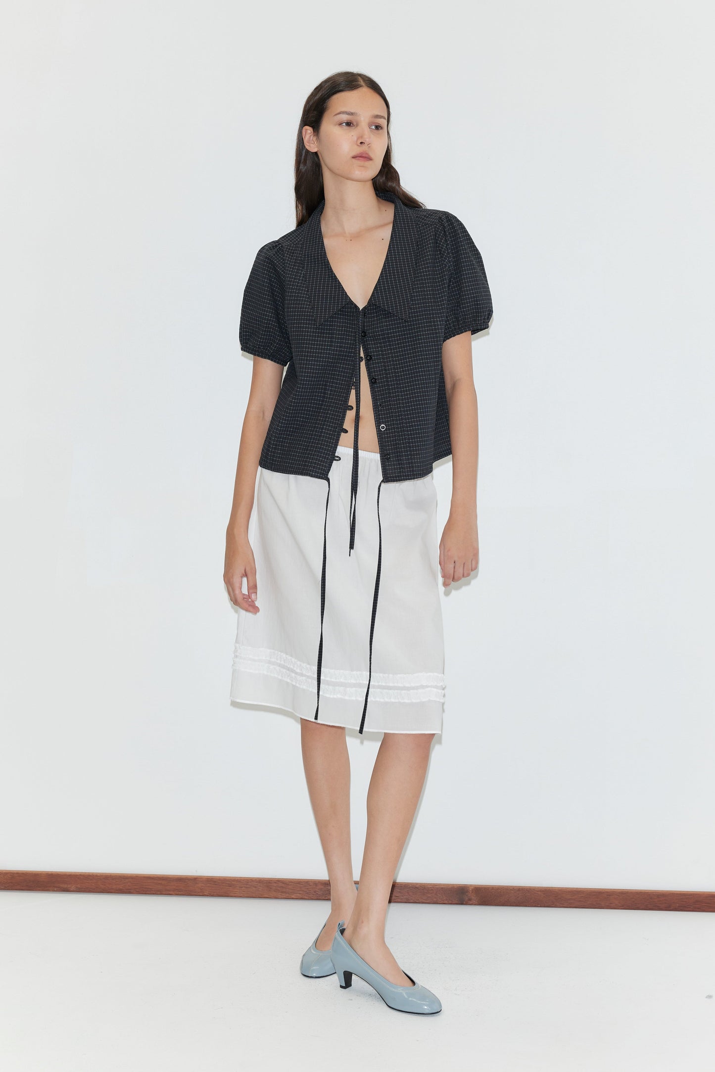 Fine Collar Top - Mono Grid