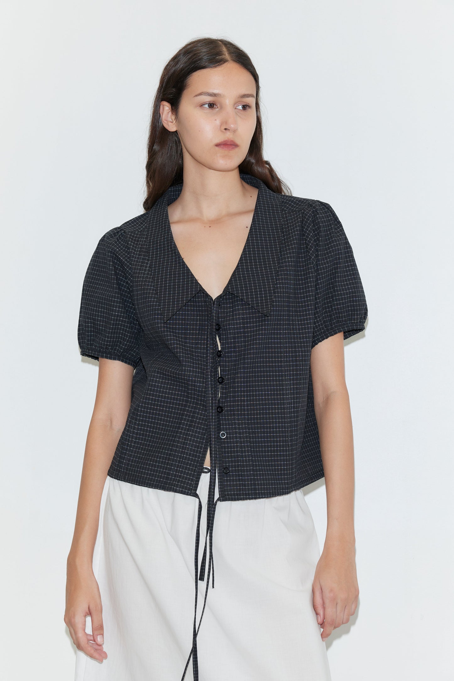 Fine Collar Top - Mono Grid