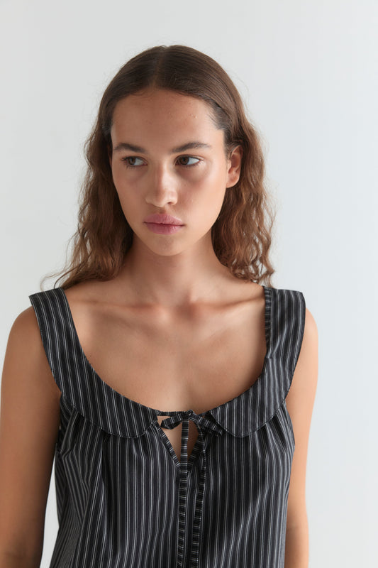 Rounded Neck Dress - Mono stripe