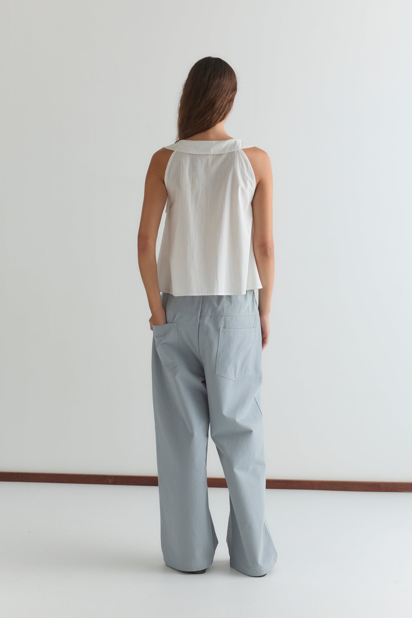 Round Collar Top - White Texture