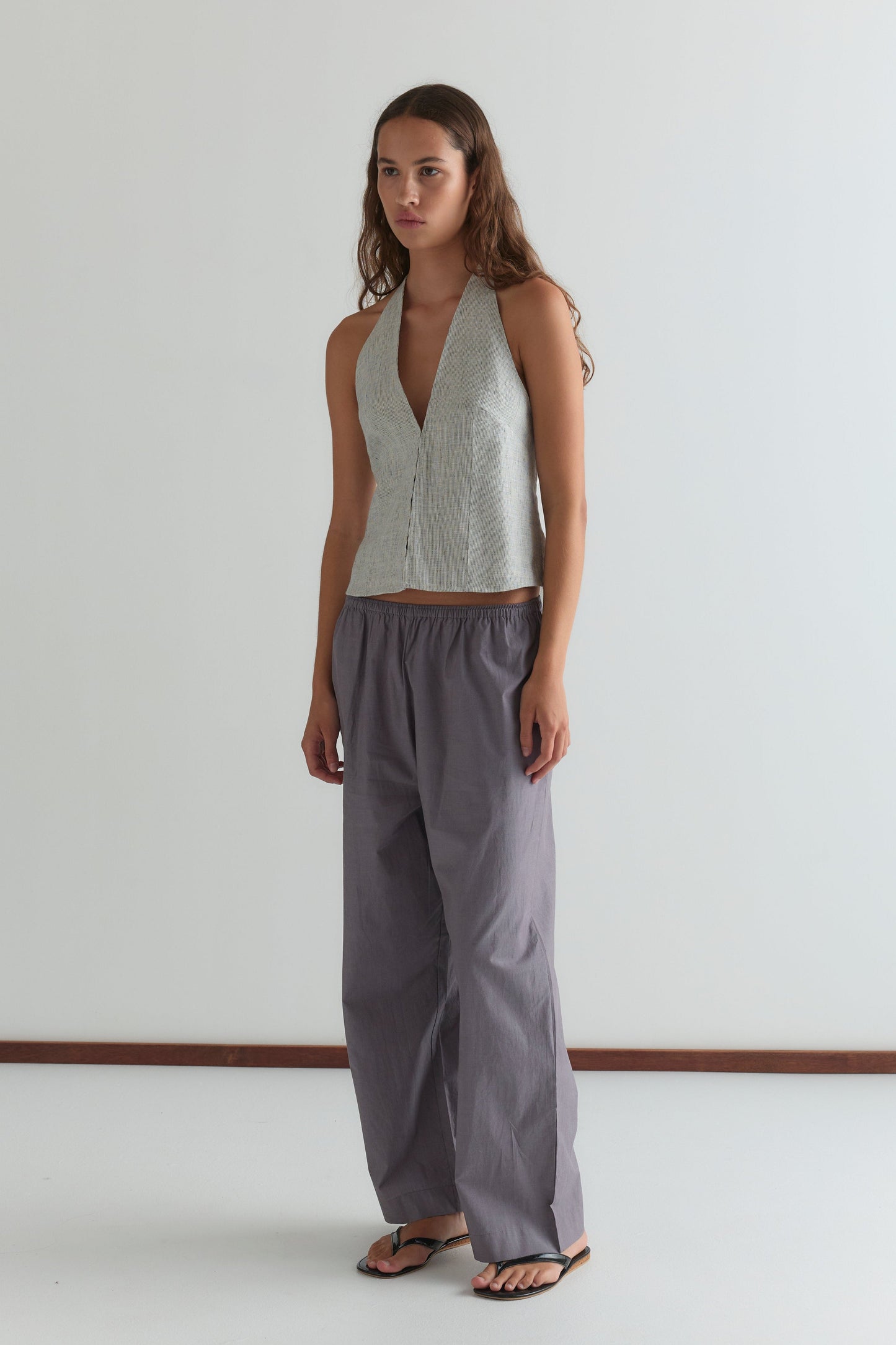 Ease Trouser - Currant