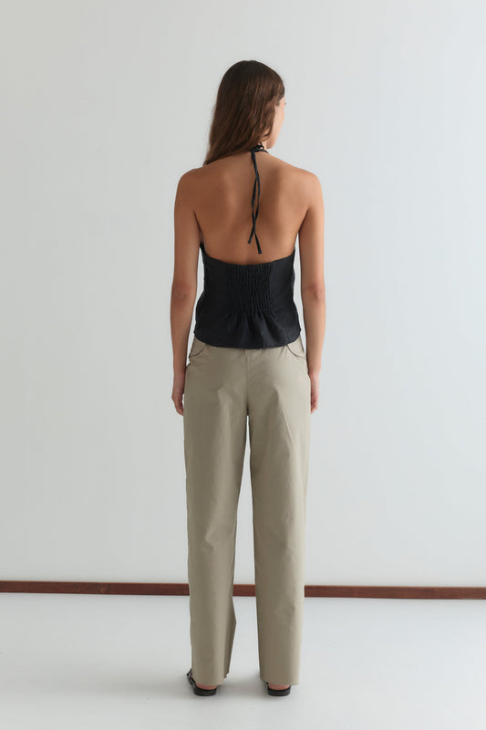 Close Halter Top - Black