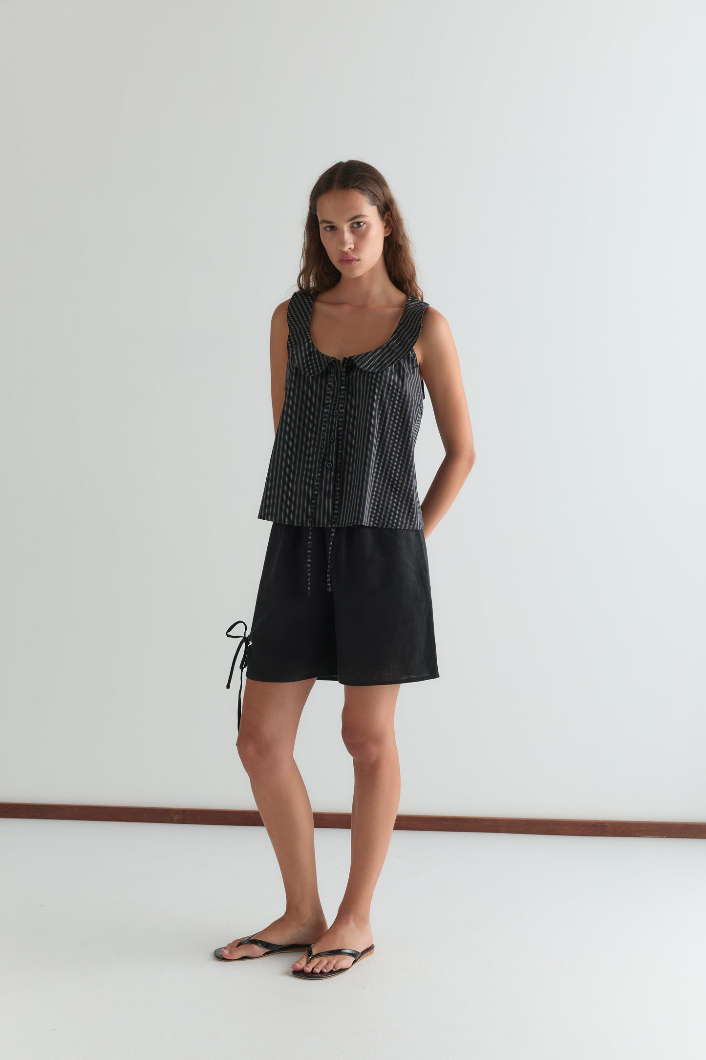 Round Collar Top - Mono Stripe