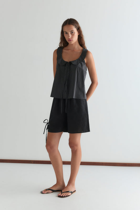 Eyelet Short - Black