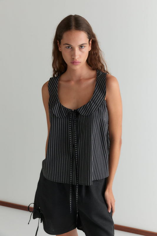 Round Collar Top - Mono Stripe