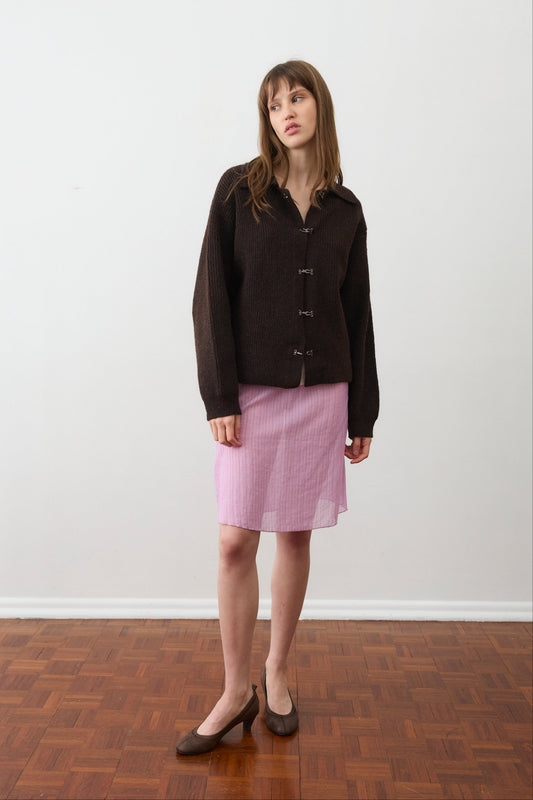 Clasp Knit - Brown