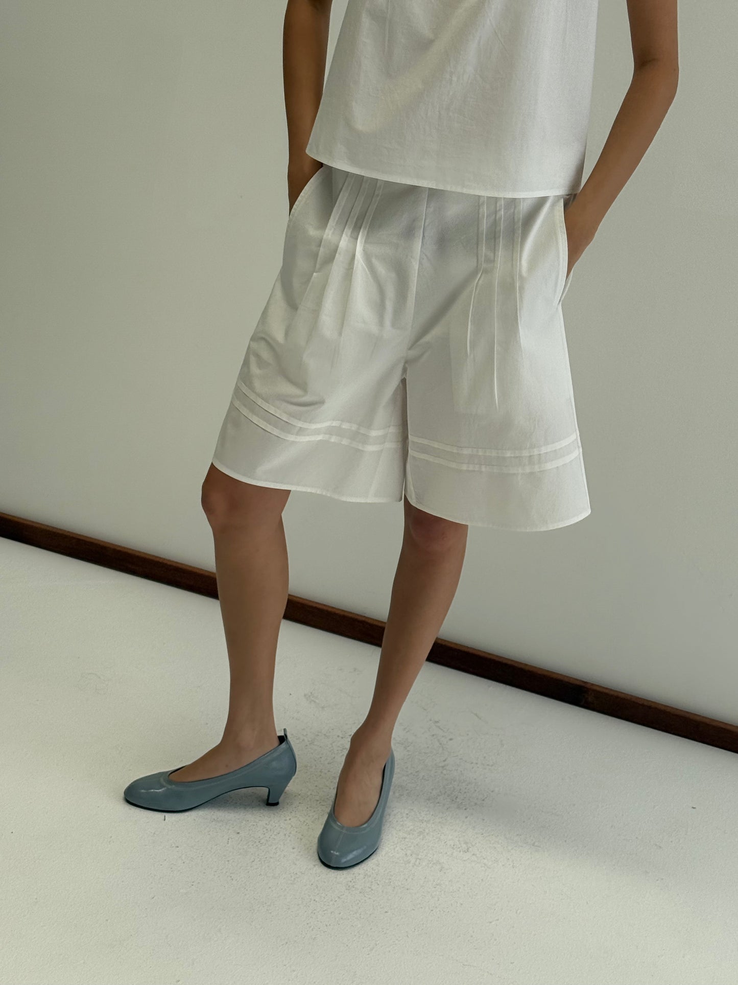 Pintuck Short - White
