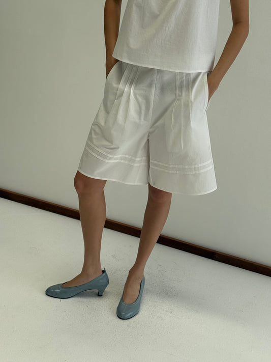 Pintuck Short - White