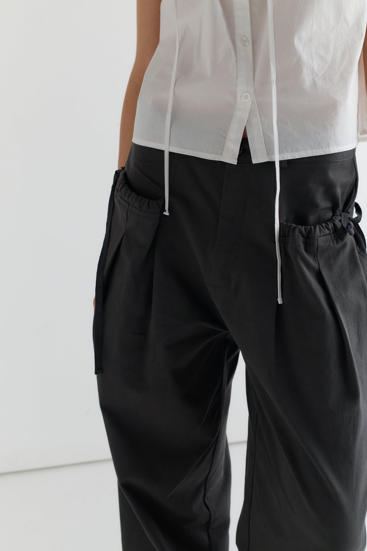 Cinched Pocket Pant - Charcoal
